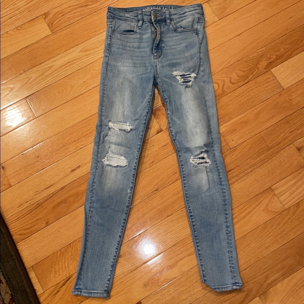 American Eagle super stretch super hi-rise jegging (ripped) size 4 regular